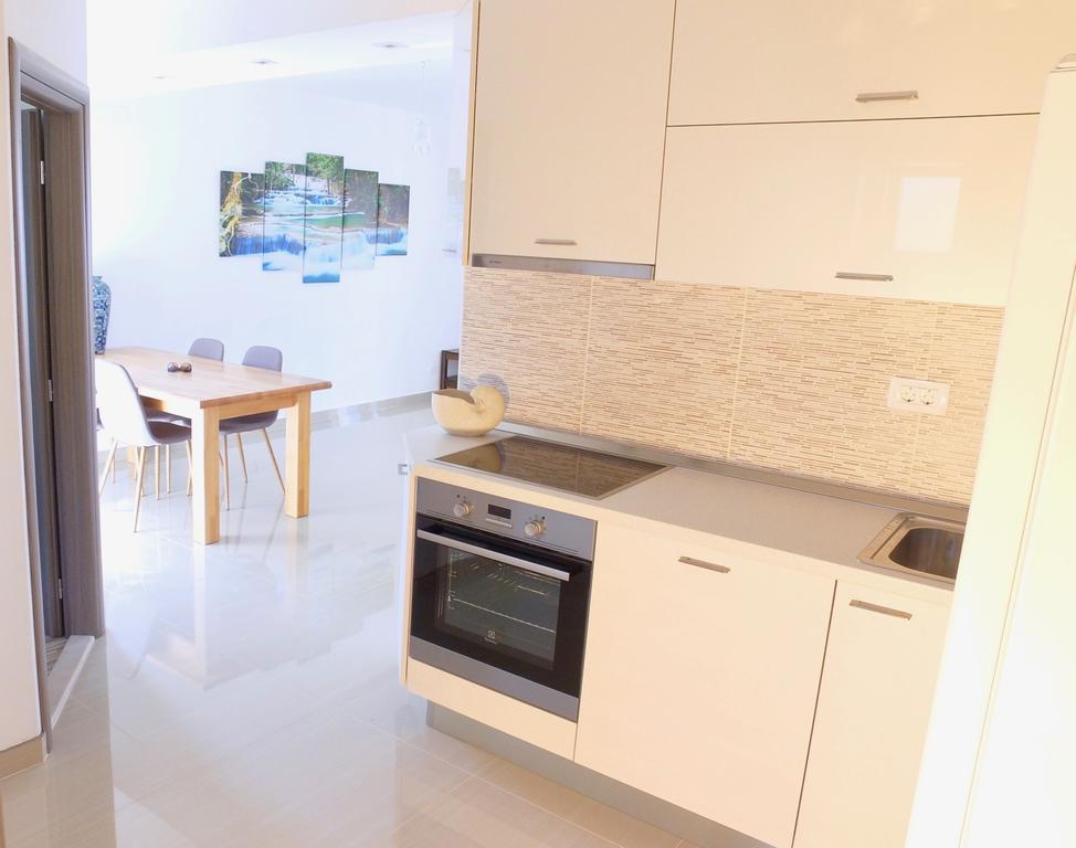 Apartment Sunshine, Sunrise, Sunset Kaštela Extérieur photo